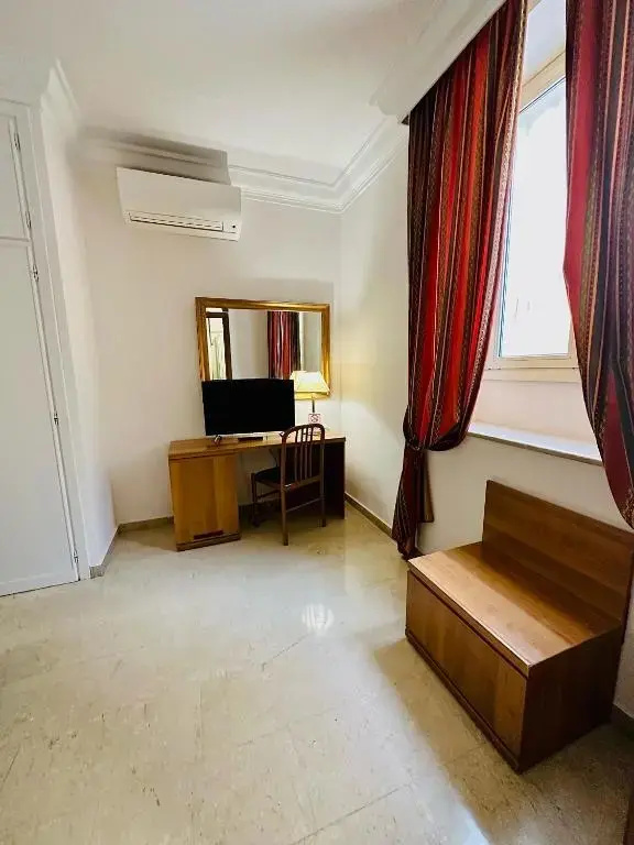 Hotel Principe Di Piemonte - Chambres