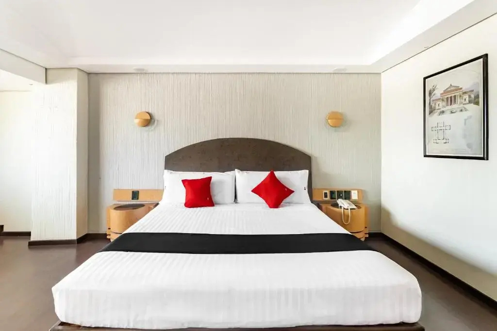Superior Double room (full double bed)