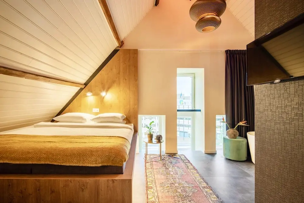 Most Epic Double room (full double bed)