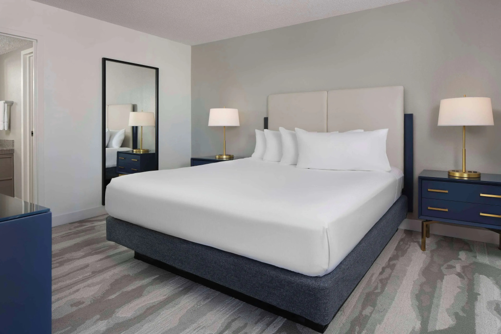 Embassy Suites by Hilton Myrtle Beach Oceanfront Resort - Chambres