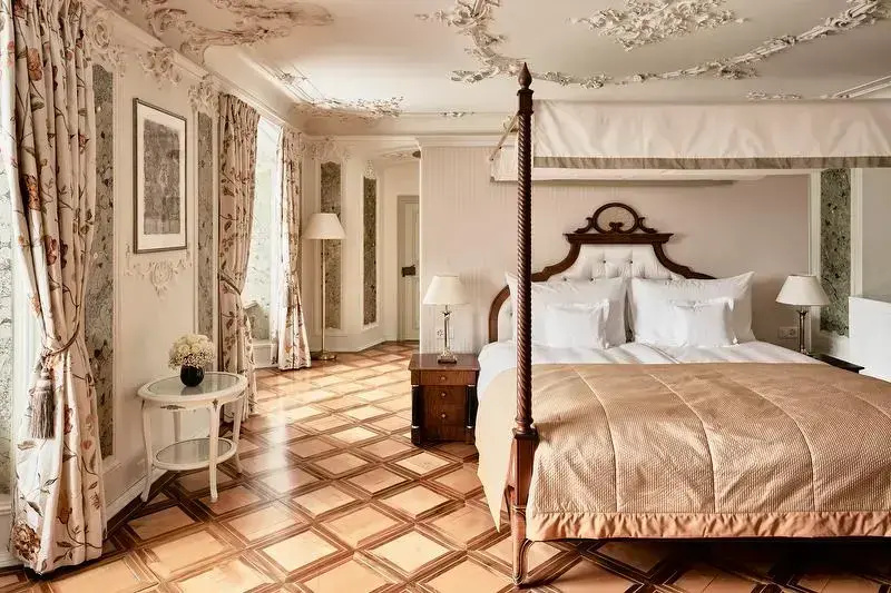 Imperial Double Suite (full double bed)
