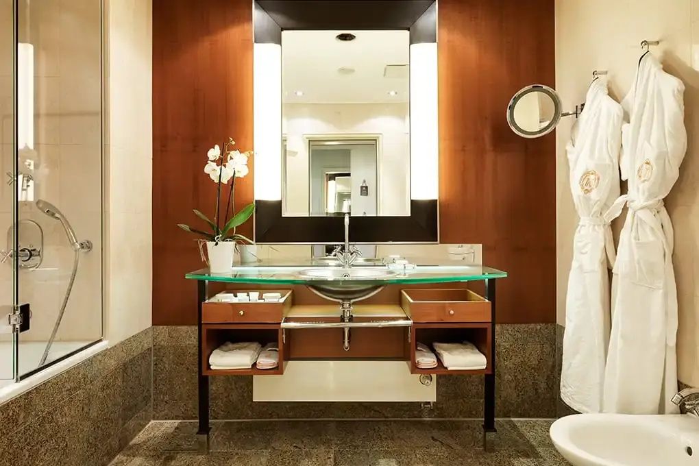 Hotel Nassauer Hof - Chambres