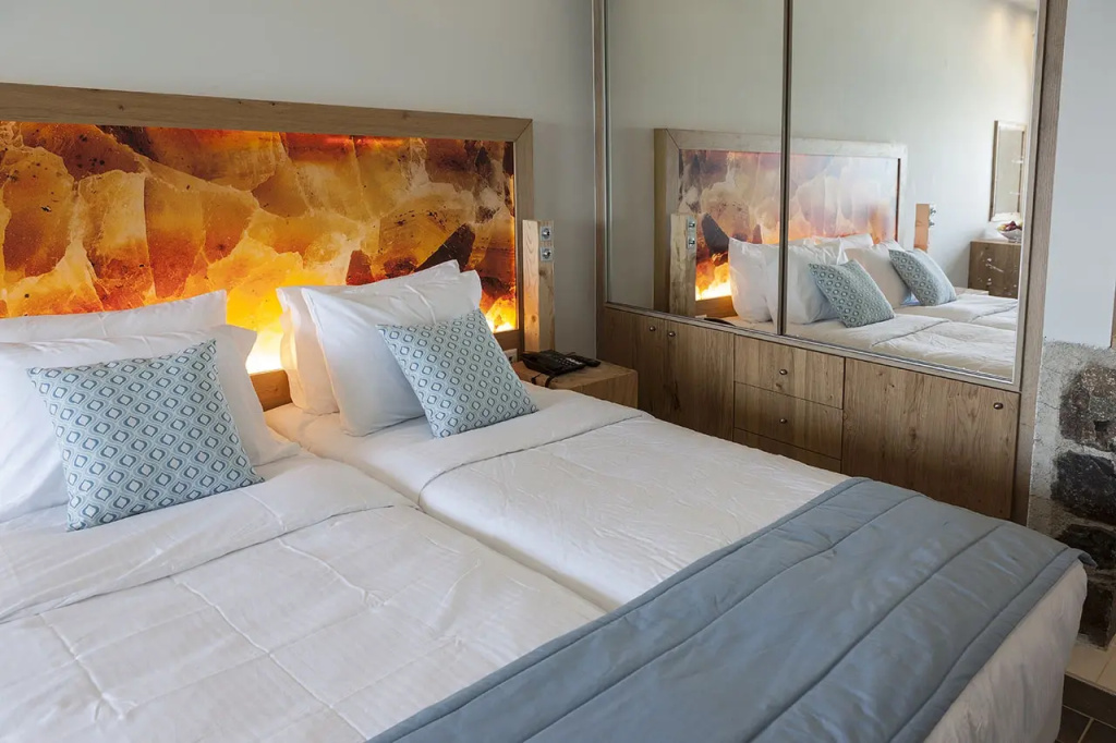 Elounda Orama Boutique Hotel by GHH - Tap to explore photos