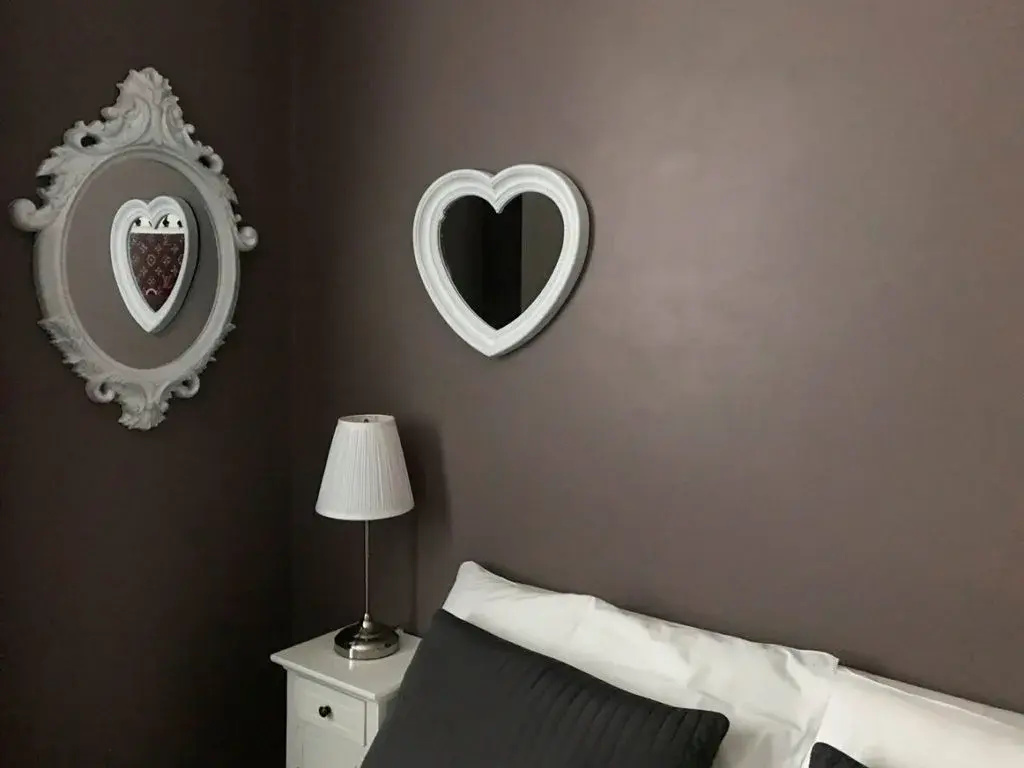 051 Room & Breakfast - Chambres