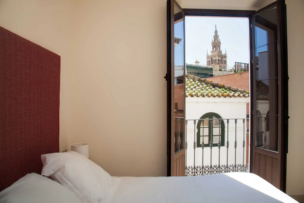 Deluxe Suite with city view