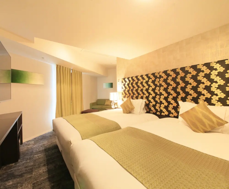 Deluxe Family room