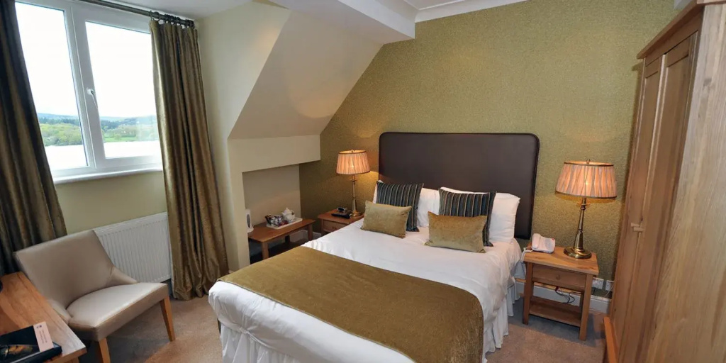 Cosy Double room with view (full double bed)