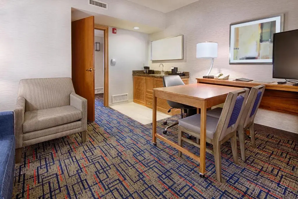 Embassy Suites by Hilton Chicago O'Hare Rosemont - Chambres