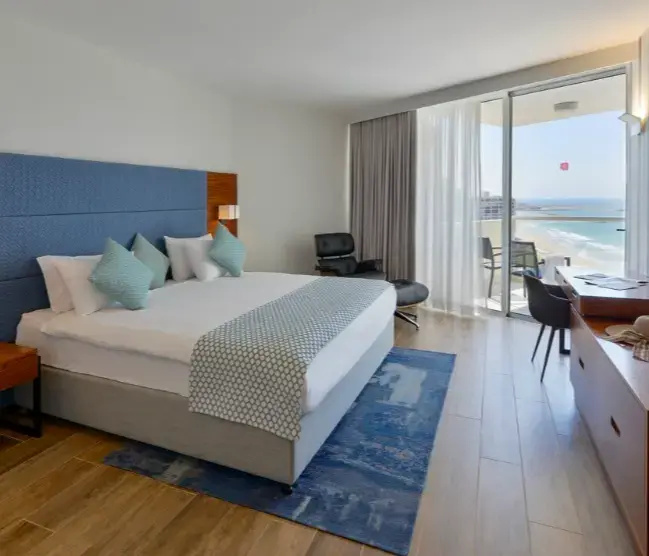 Royal Double Suite (full double bed)