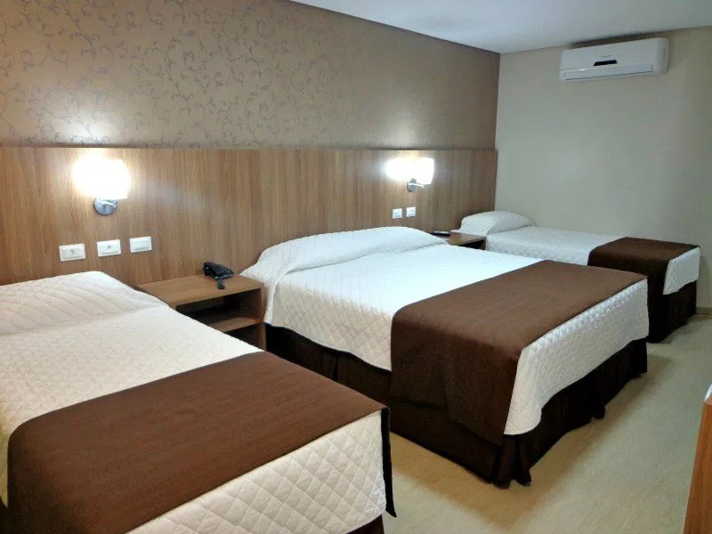 Foz Presidente Comfort Hotel - Chambres