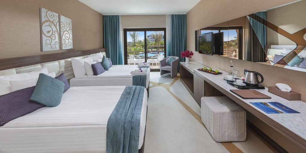 Holiday Village Double room (twin beds)