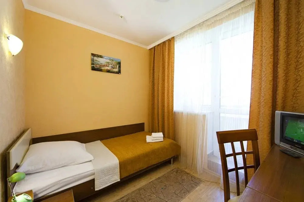 Economy room