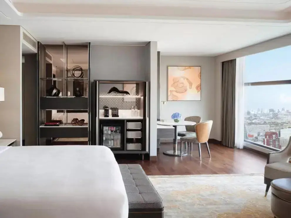 Premier Double Suite (full double bed)