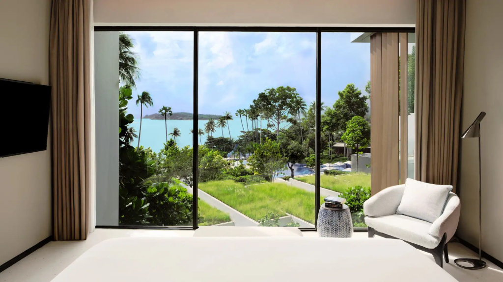 1 Bedroom Executive Club Access Double Suite with ocean view (full double bed)