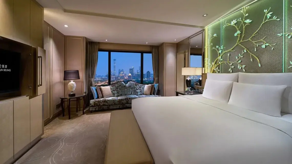 Executive Deluxe Double room (full double bed)