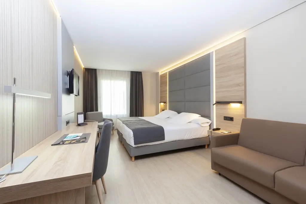 Family Double room (twin beds)
