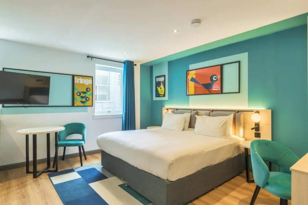 Holyrood Aparthotel - Chambres