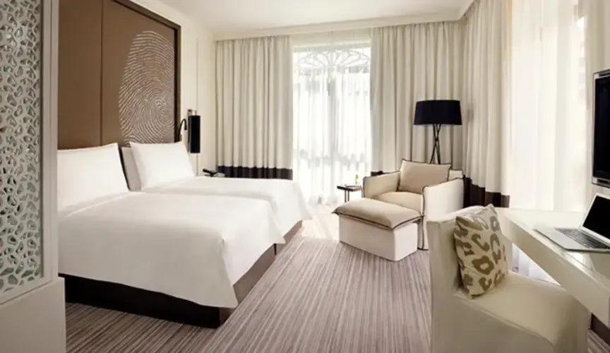 Executive Double room (full double bed)