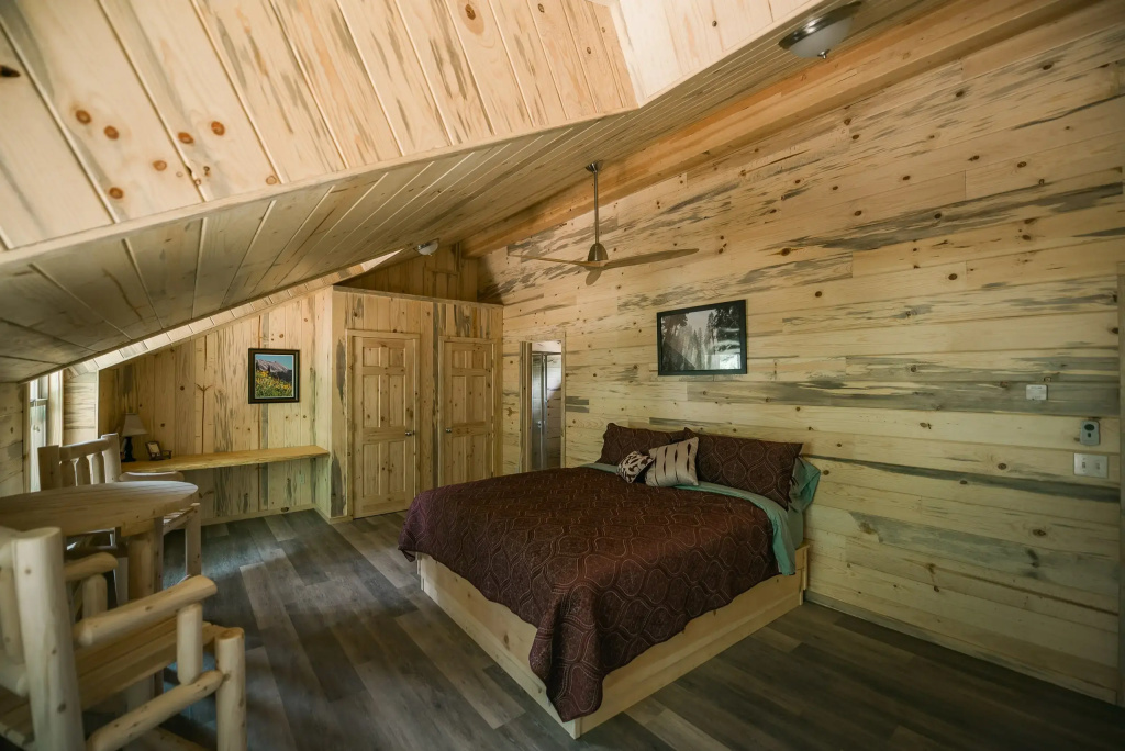 Evelyn Lake Studio