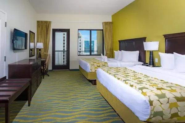 Quadruple Suite with city view