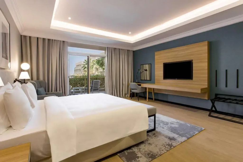 Radisson Hotel, Riyadh Airport - Tap to explore photos
