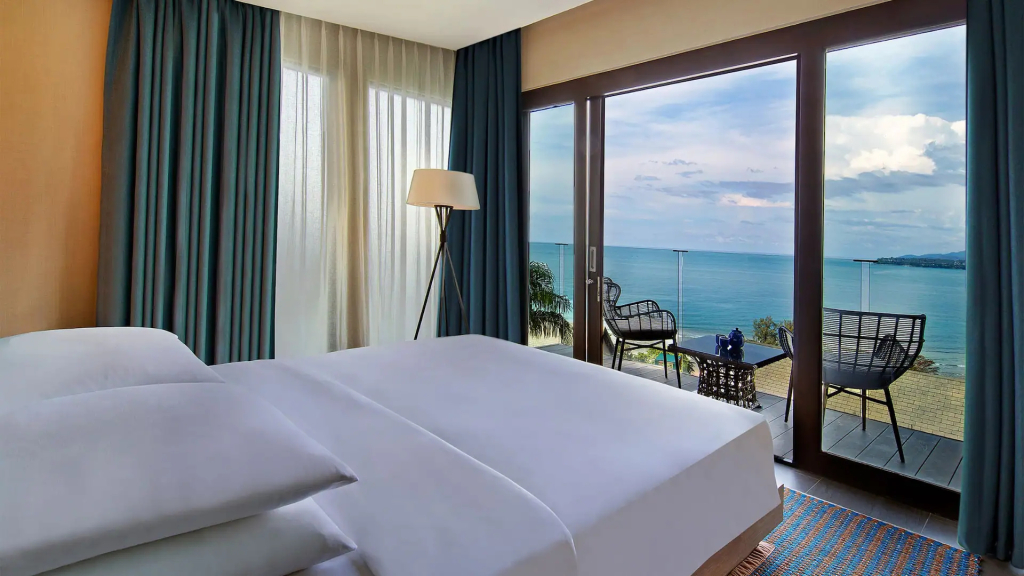 Двухместный люкс Hilltop с видом на океан двуспальная кровать в Hyatt Regency Phuket Resort