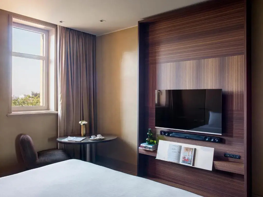 ME Milan - Il Duca Room Type - Double or Twin SUPERIOR