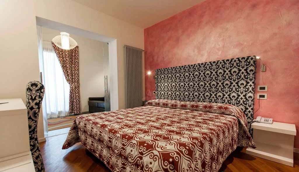 Bio Double room (full double bed)