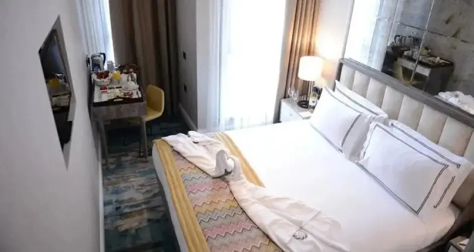 Standard Double room (full double bed)