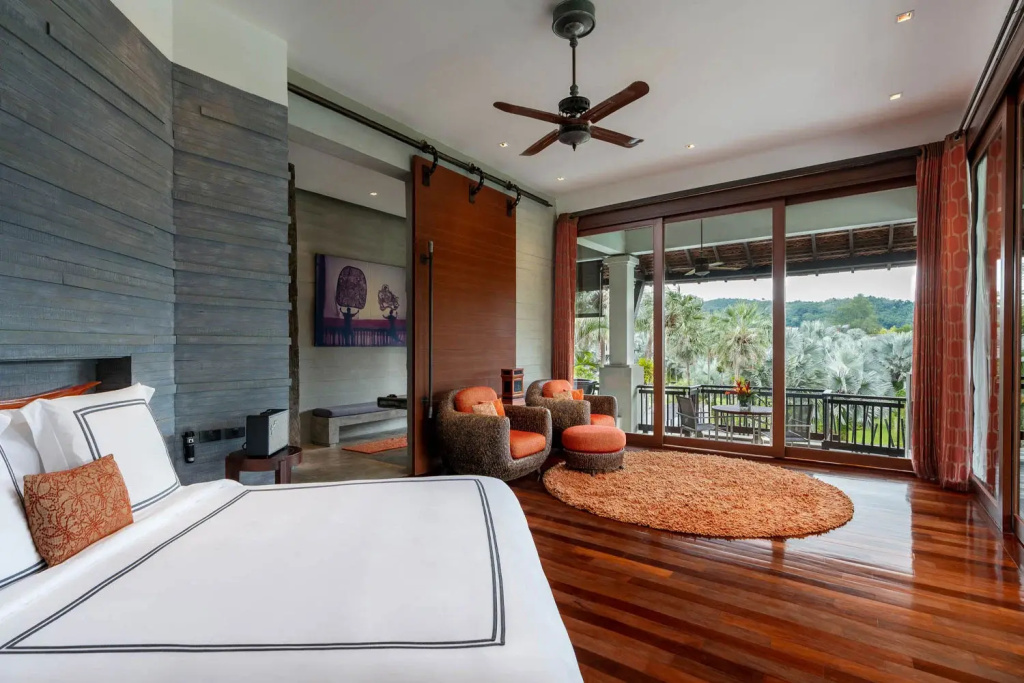 Double Bensley Residence full double bed