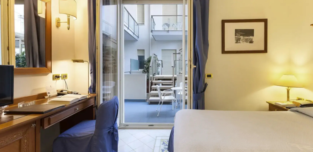 Double room (twin beds)