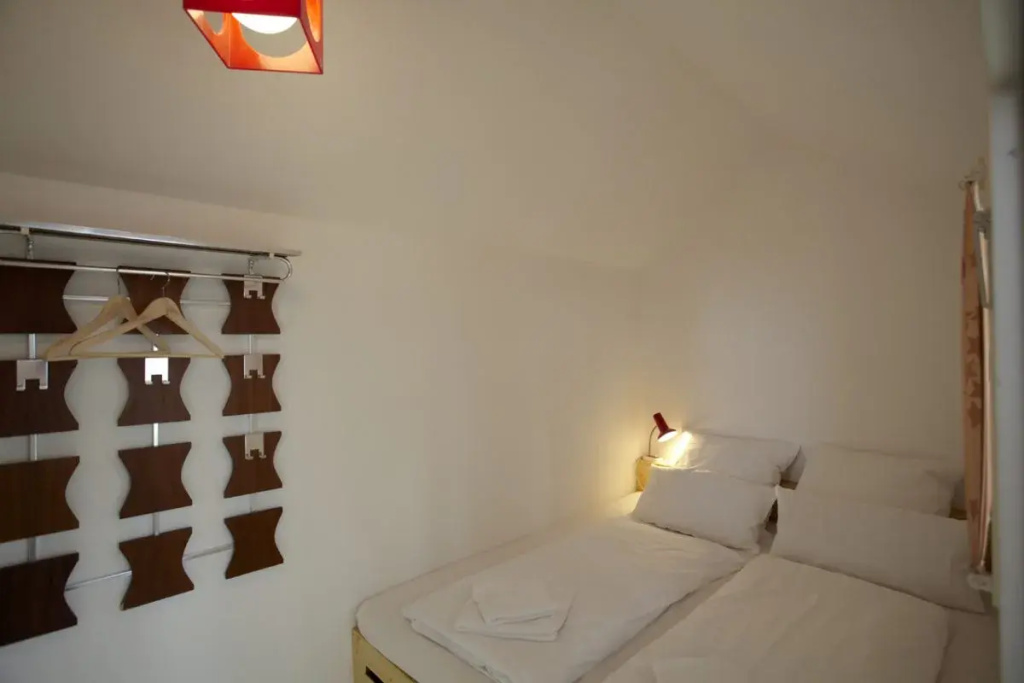 Berghütte (Hall No. 1) Double Cabin (full double bed)
