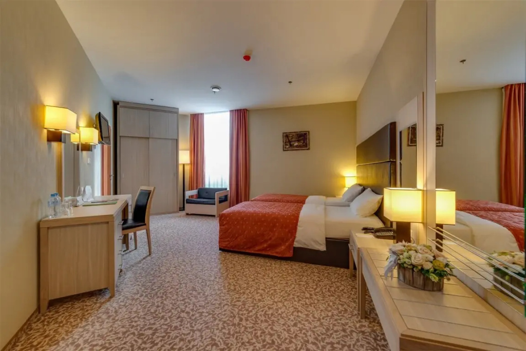 Superior Atrium Double room twin beds