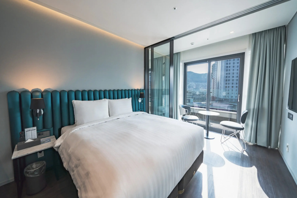 Standard Terrace Double room with ocean view (full double bed)