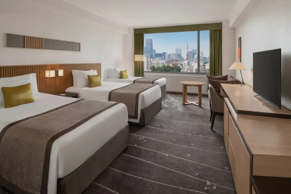 Upper Deluxe Triple (2 double beds and 1 extra bed) room Tower View