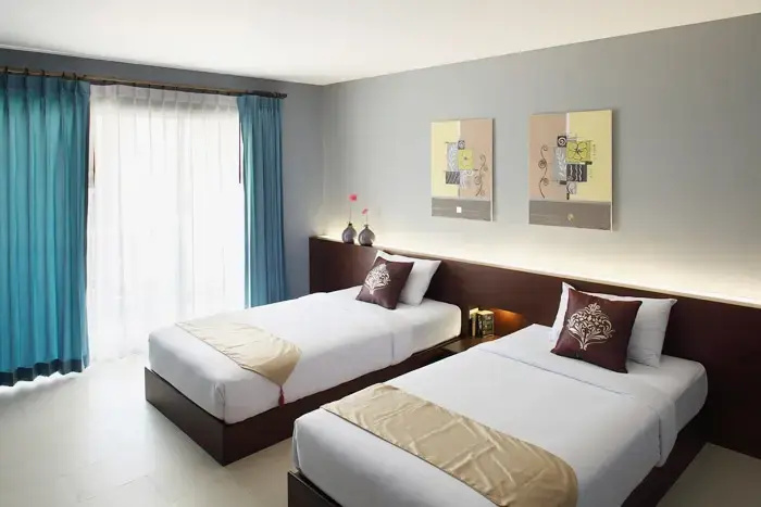 Двухместный номер The Breeze Superior (2 отдельные кровати) в Samkong Place