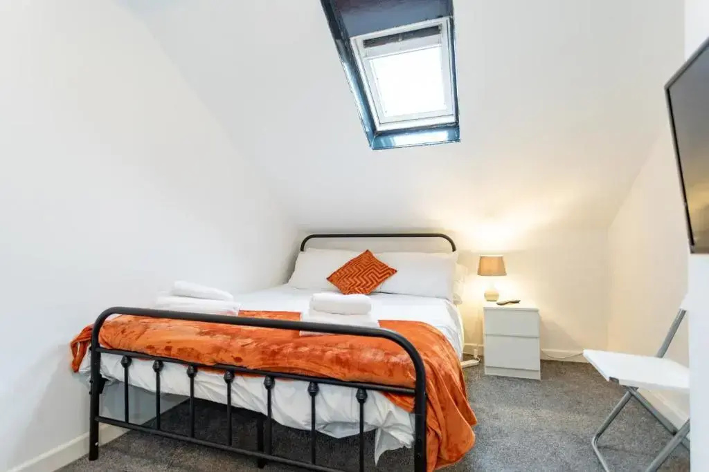 Economy Double room (full double bed)