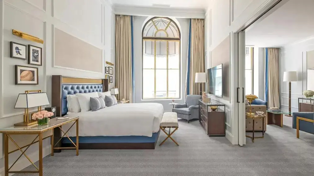 Vault Double Suite (full double bed)