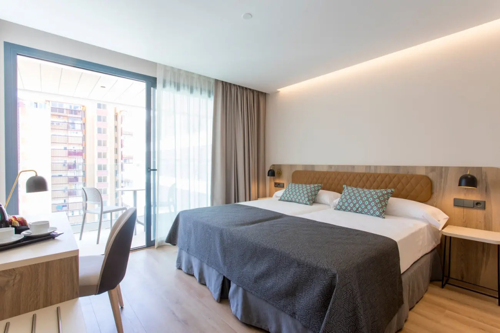 Standard Double room (full double bed)