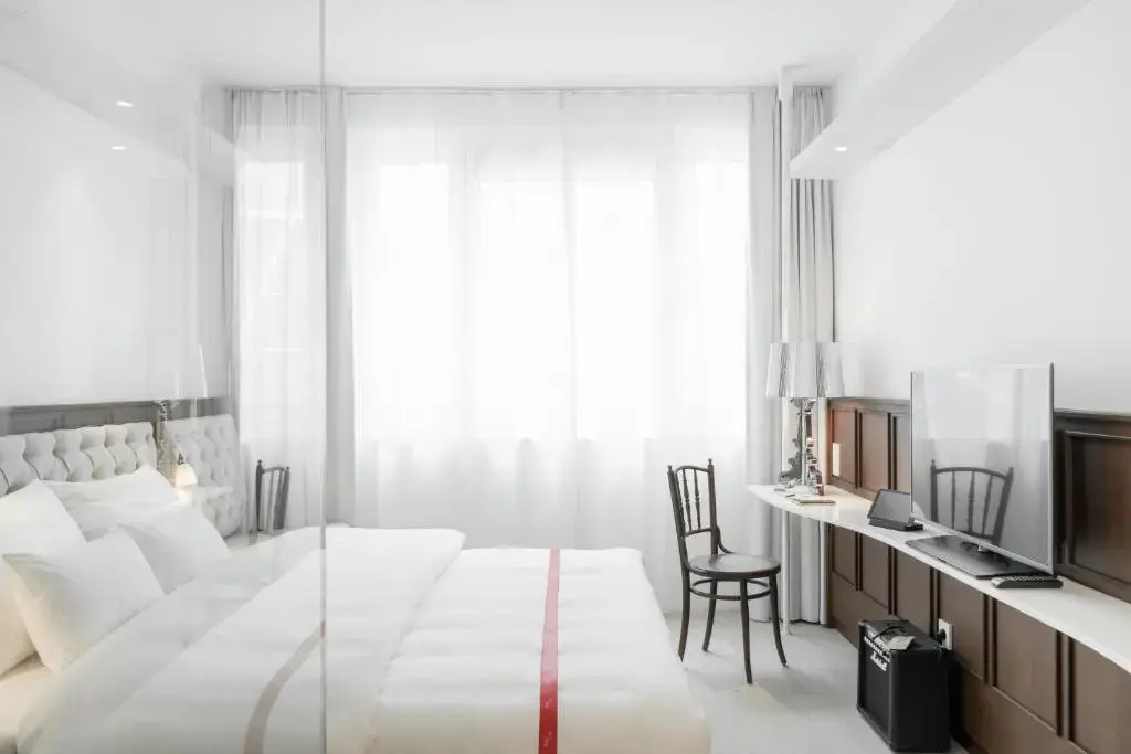 Cosy Double room (full double bed)