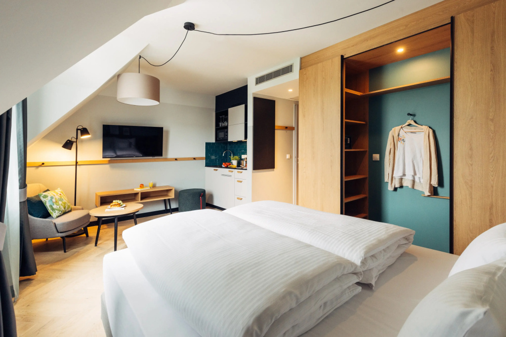 Double Studio (twin beds)