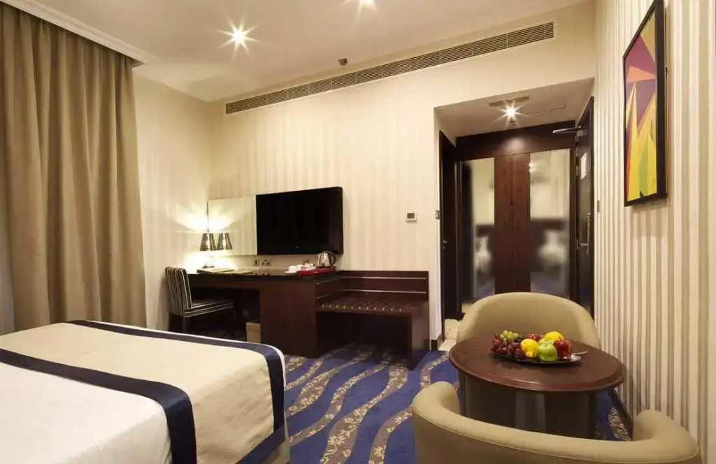 Executive Double Suite Raviz full double bed