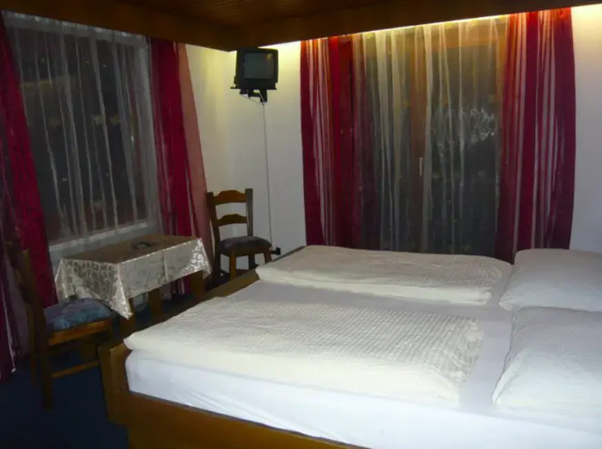 Comfort room
