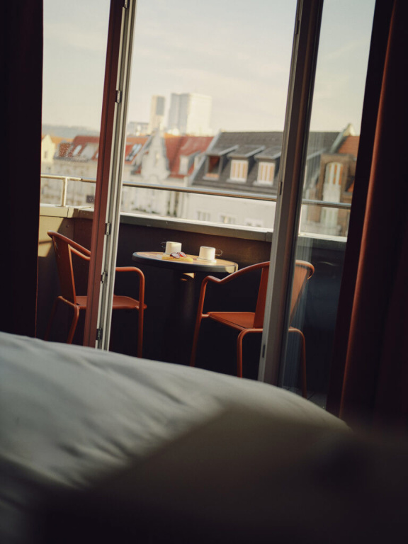 Balcony Double Suite (full double bed)