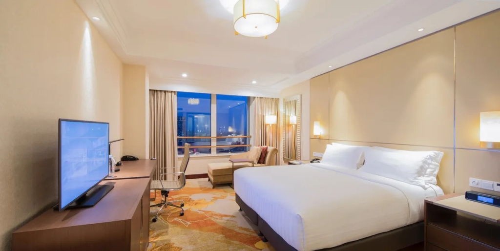 Radisson Blu Hotel Shanghai New World - Tap to explore photos