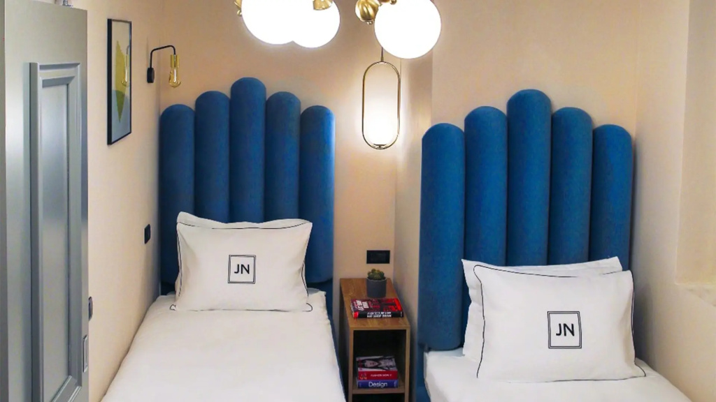 Standard Double room (twin beds)