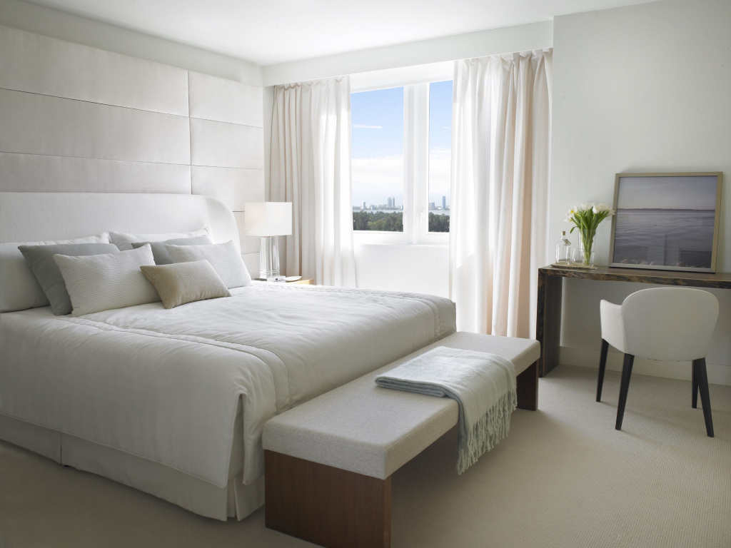 2 Bedrooms Skyline View Home with balcony