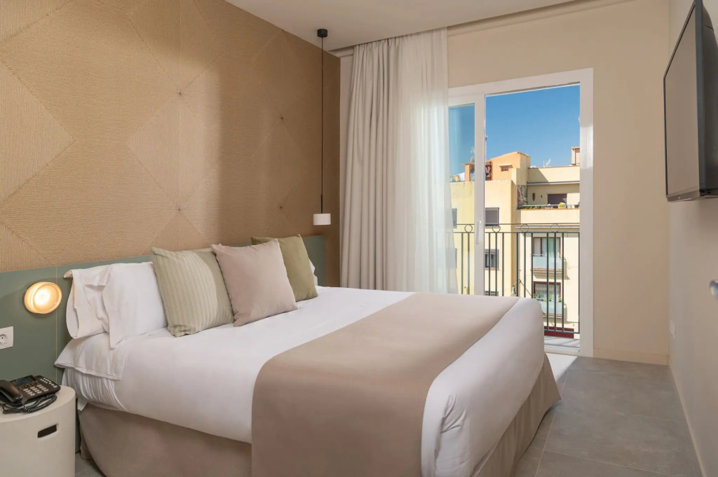 AQUA Hotel Bertran Park - Chambres