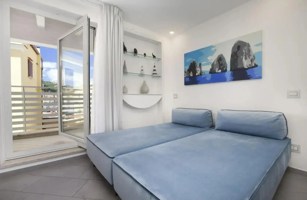 1 Bedroom Superior Double Apartment with balcony (full double bed)