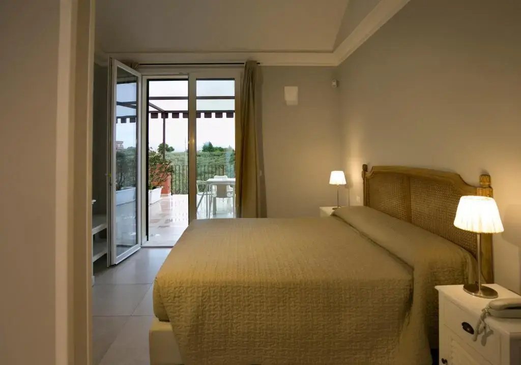 Standard Double Apartment with terrace (full double bed)